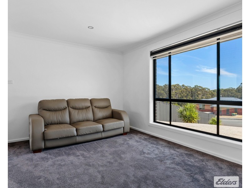 8 Oasis Drive, Shorewell Park TAS 7320