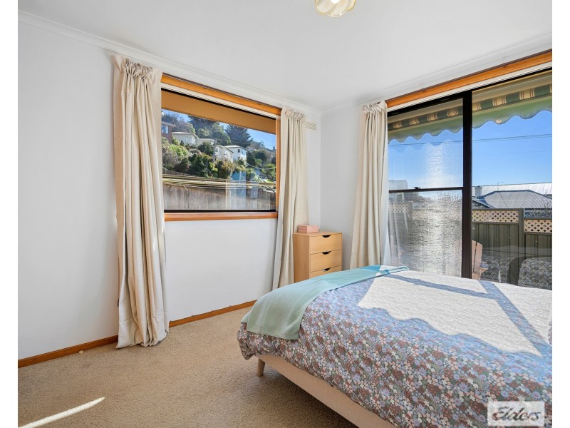 1/11 Princes Street, Burnie TAS 7320