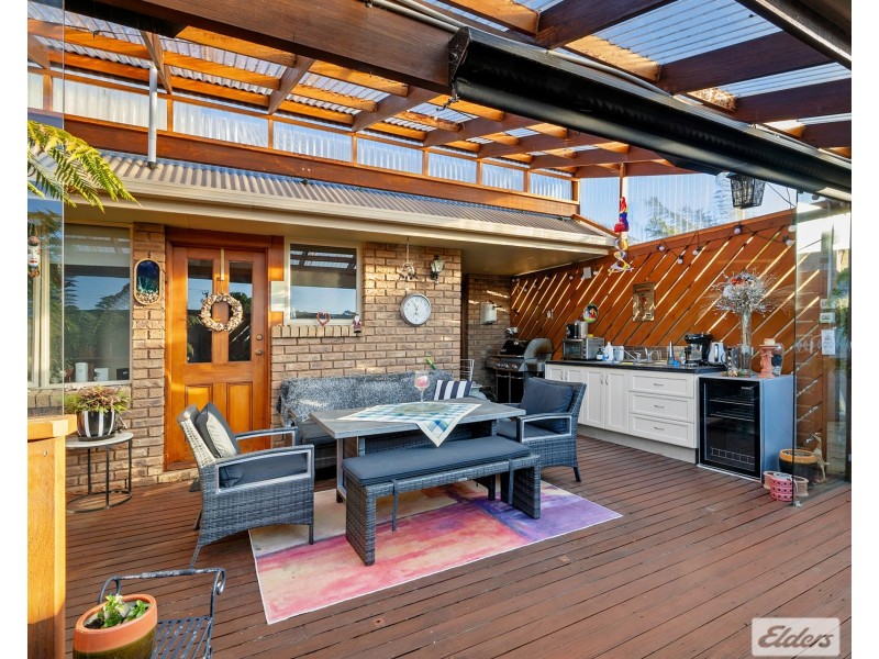 10 Irbys Circus, Sisters Beach TAS 7321