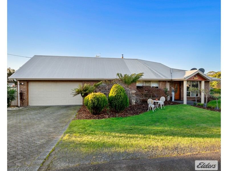 10 Irbys Circus, Sisters Beach TAS 7321