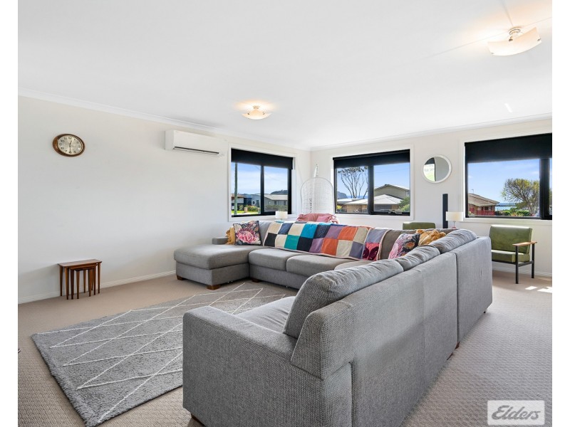 63D Old Bass Highway, Wynyard TAS 7325