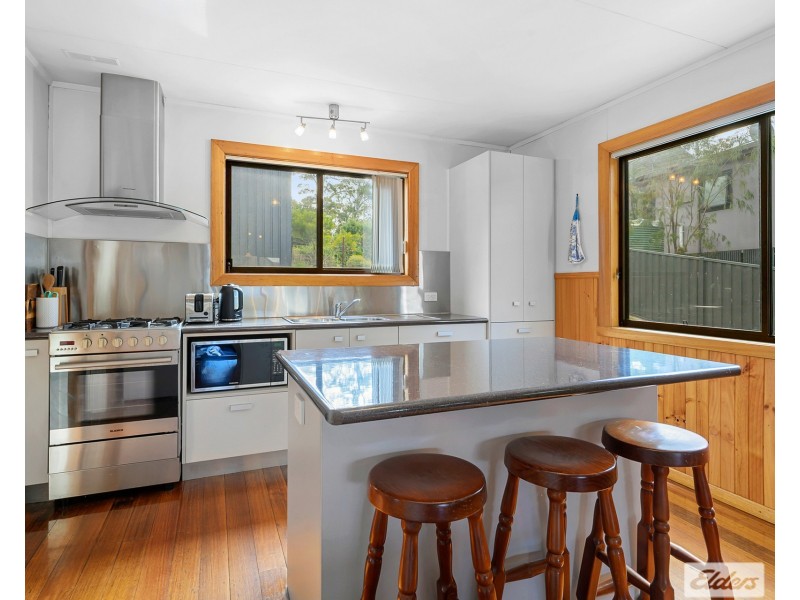 11 Elfrida Avenue, Sisters Beach TAS 7321