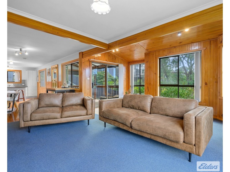 11 Elfrida Avenue, Sisters Beach TAS 7321