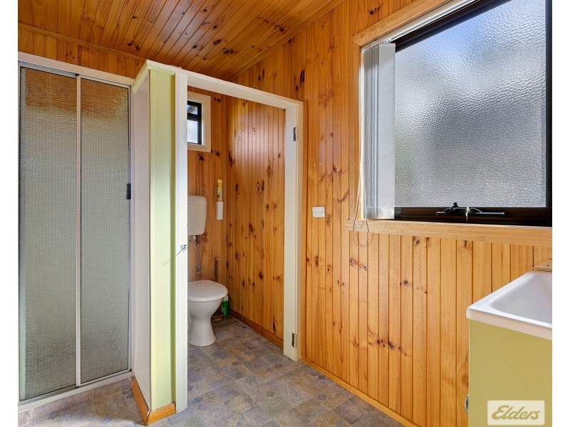 11 Elfrida Avenue, Sisters Beach TAS 7321