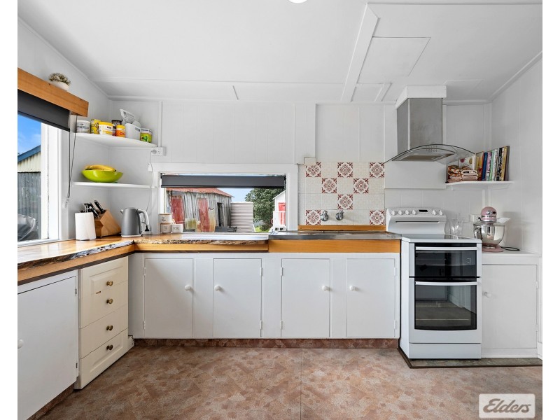 72 Main Road, Stanley TAS 7331