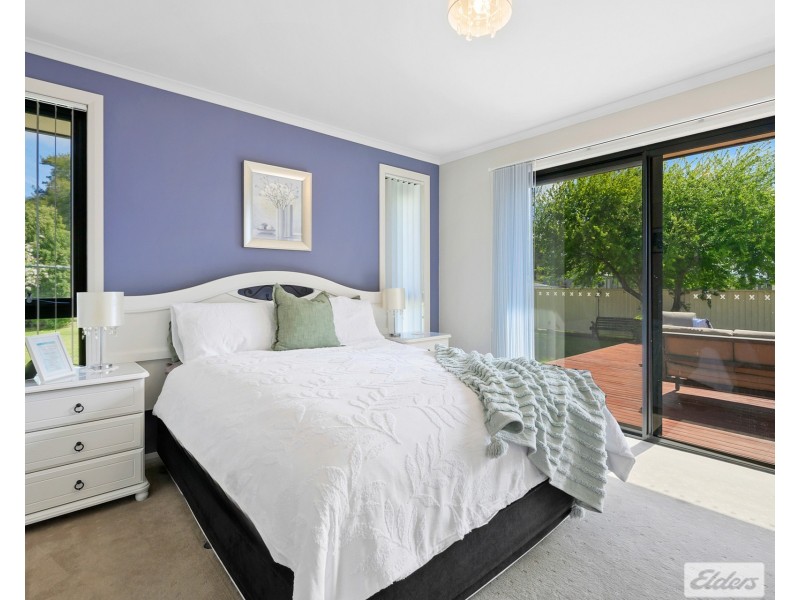 18 Waterford Drive, Sulphur Creek TAS 7316