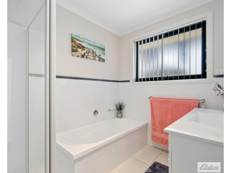 18 Waterford Drive, Sulphur Creek TAS 7316