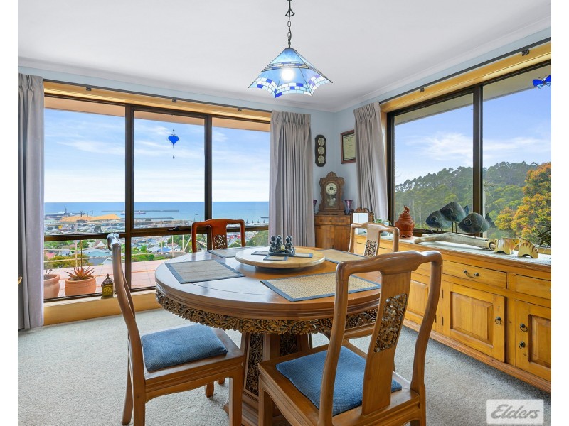 2A Young Street, South Burnie TAS 7320