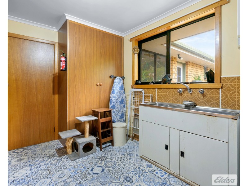 2A Young Street, South Burnie TAS 7320