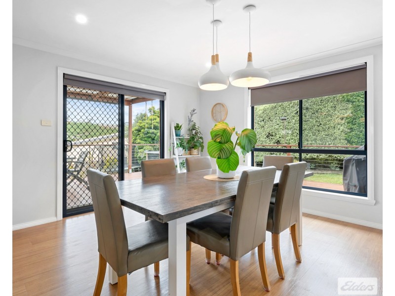 11 Heather Crescent, Park Grove TAS 7320