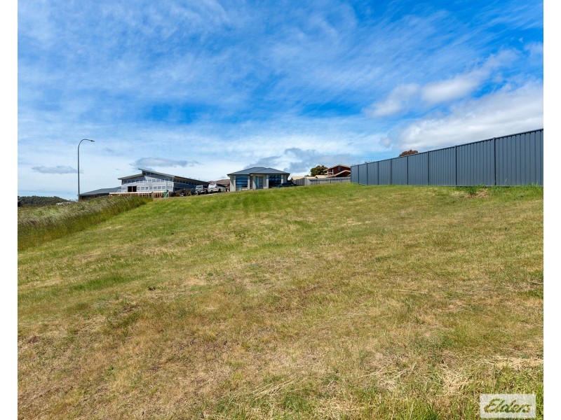 28 Grant Street North, Havenview TAS 7320