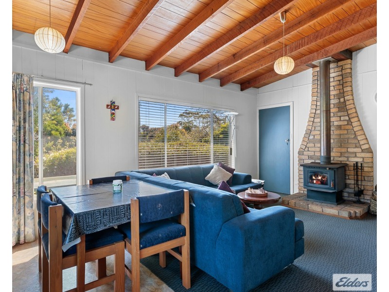 22 Irby Boulevard, Sisters Beach TAS 7321