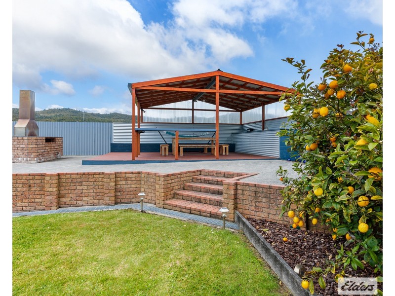 22 Irby Boulevard, Sisters Beach TAS 7321
