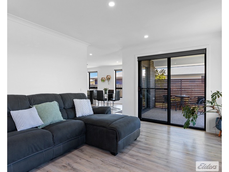 32 Overall Street, Sulphur Creek TAS 7316