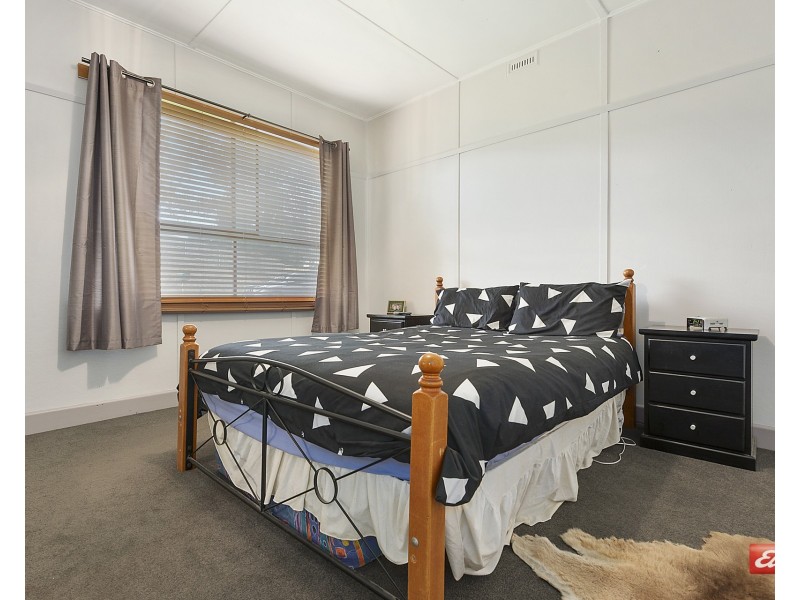 6 Hean Street, Rosebery TAS 7470