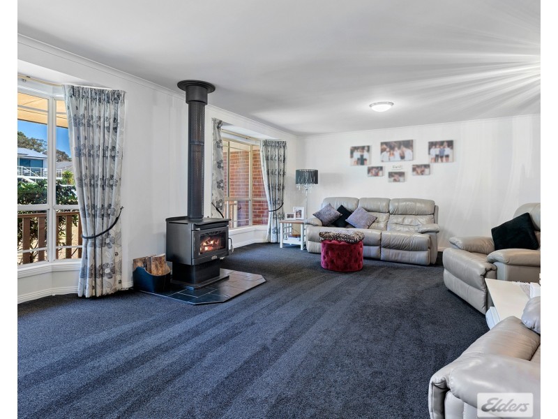 1-3 Stevens Place, Park Grove TAS 7320