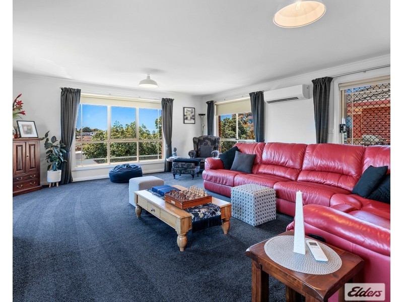 1-3 Stevens Place, Park Grove TAS 7320