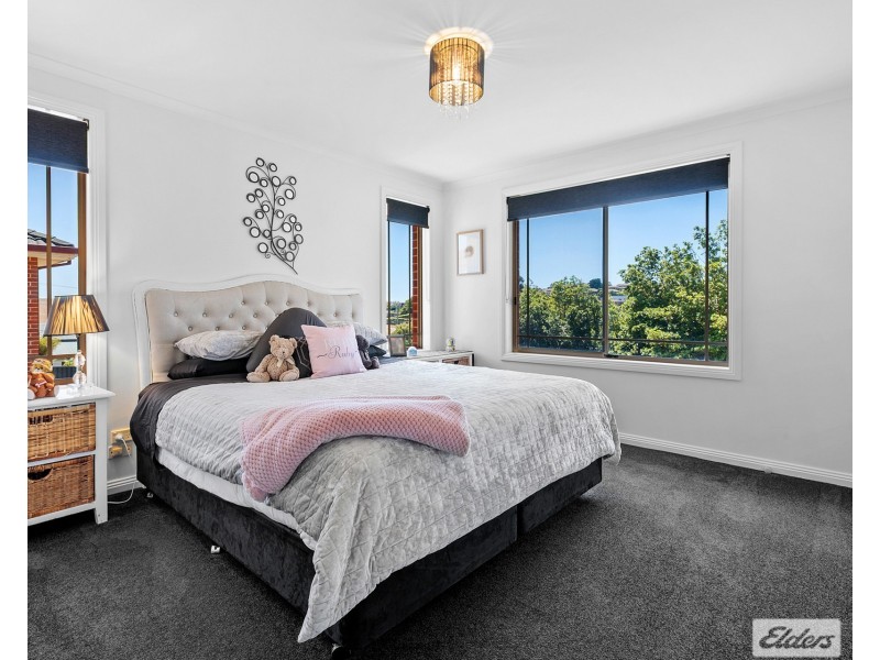 1-3 Stevens Place, Park Grove TAS 7320