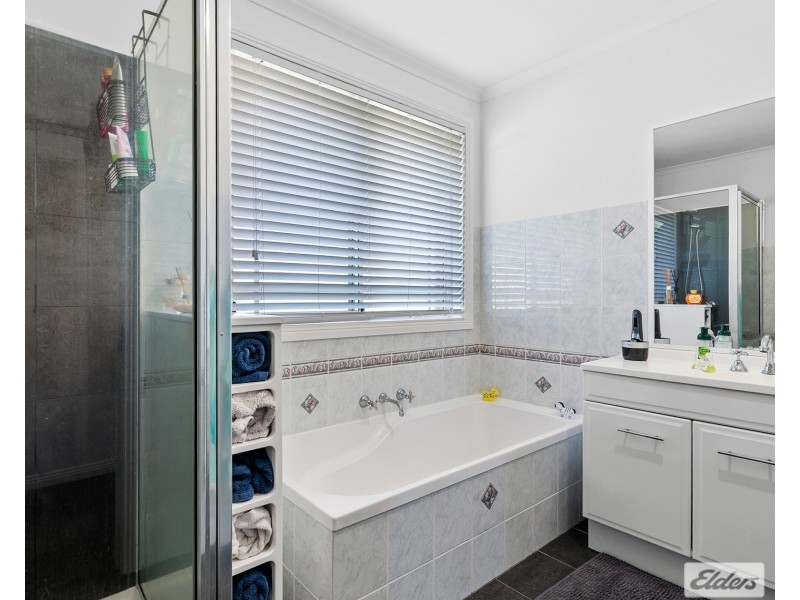 1-3 Stevens Place, Park Grove TAS 7320