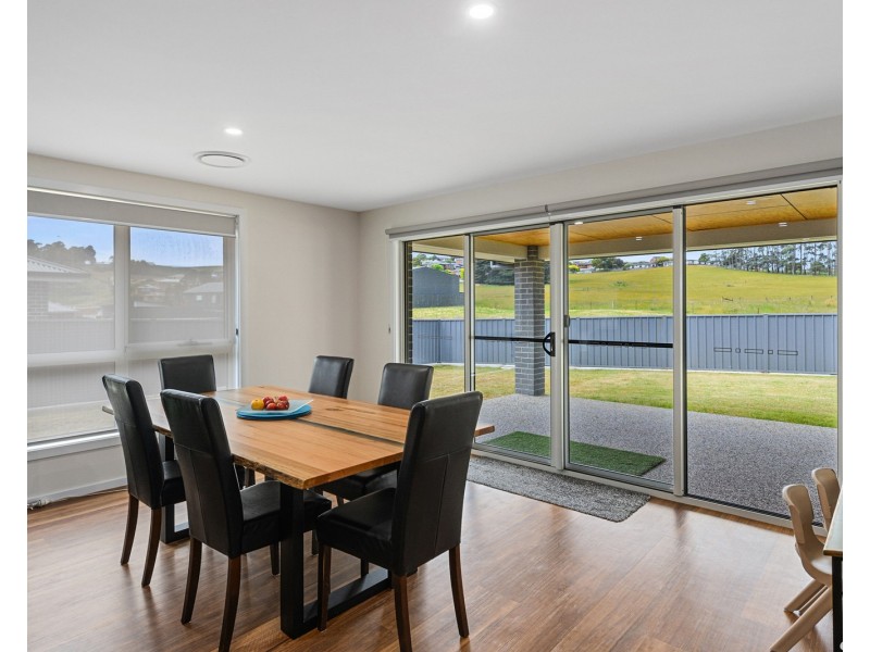 6 Janet Drive, Park Grove TAS 7320