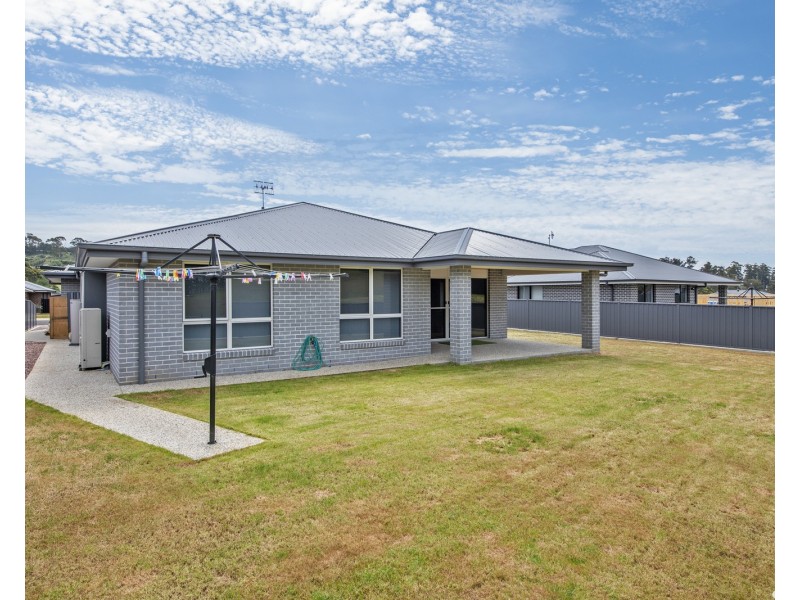6 Janet Drive, Park Grove TAS 7320