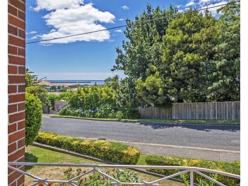 8 Studholme Street, South Burnie TAS 7320