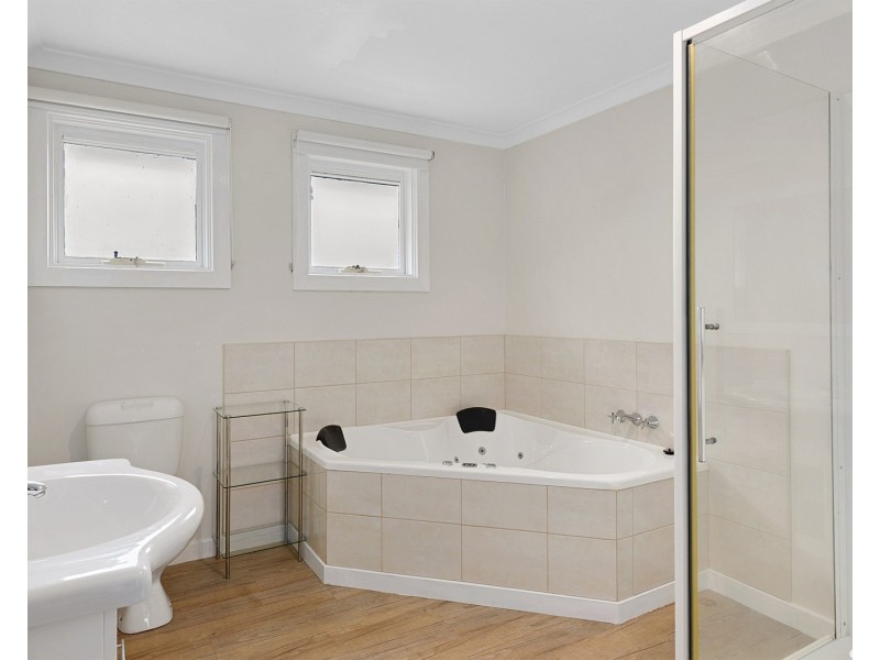 9 Oonah Street North, Shorewell Park TAS 7320
