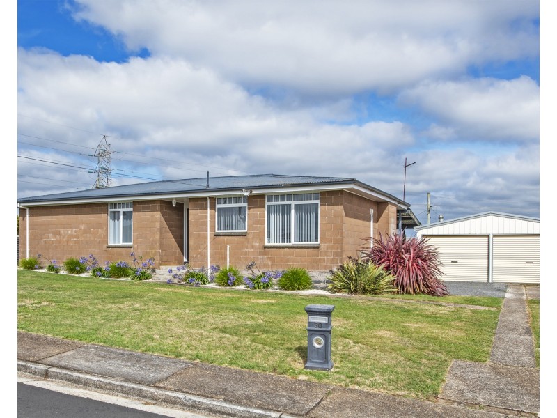 30 Winter Avenue, Upper Burnie TAS 7320