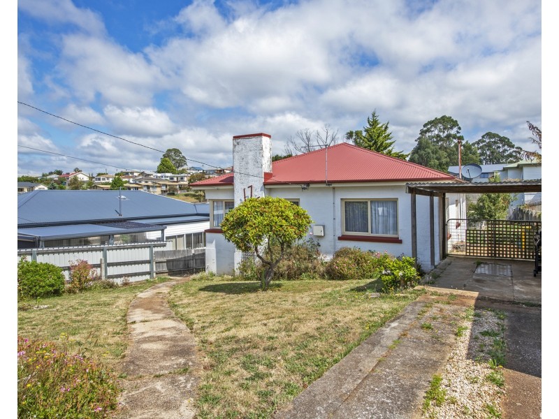 17 Lyons Street, Hillcrest TAS 7320