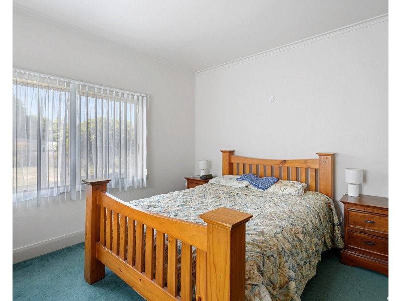 17 Lyons Street, Hillcrest TAS 7320