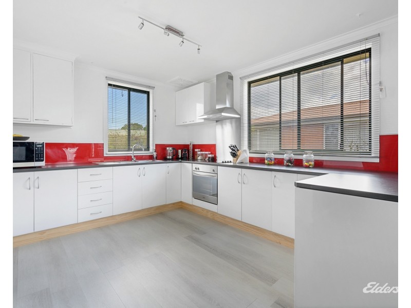 5 Rose Street, Wynyard TAS 7325