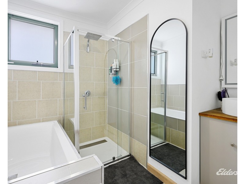 5 Rose Street, Wynyard TAS 7325