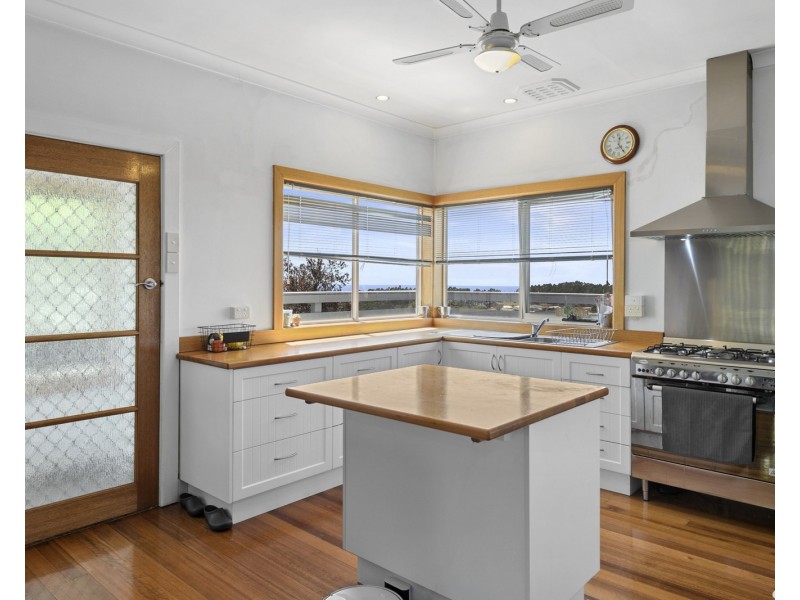 225 Mount Street, Upper Burnie TAS 7320