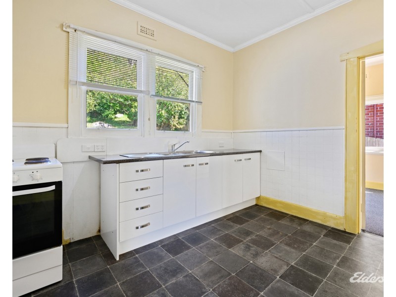 118 Mount Street, Burnie TAS 7320