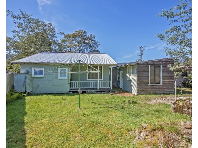 13 Karlson Street, Rosebery TAS 7470