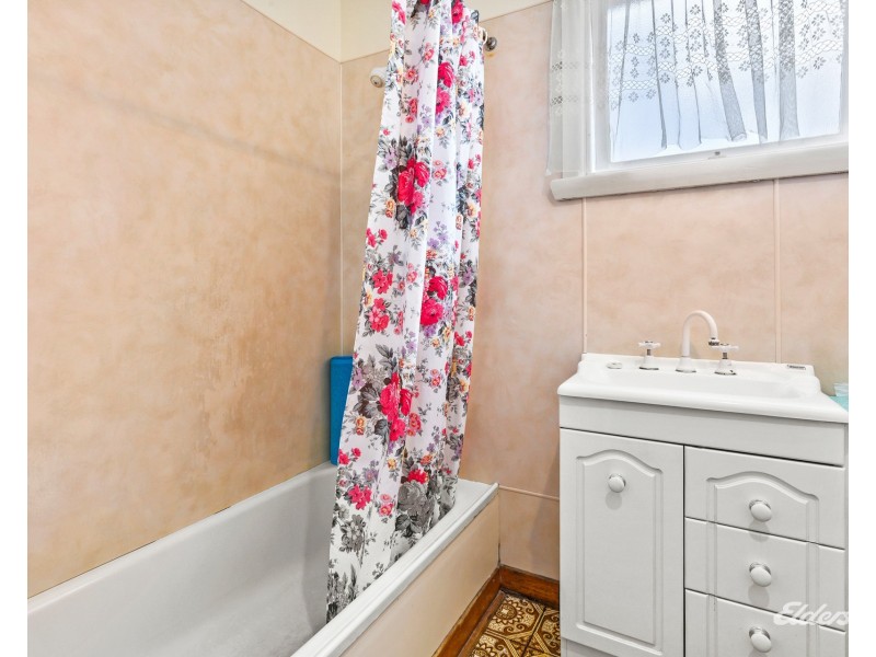 11 Rees Street, Wynyard TAS 7325