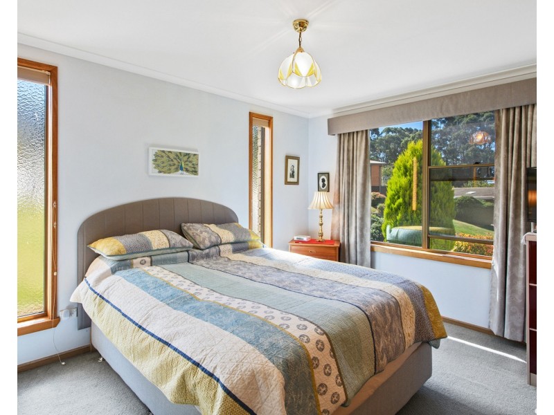 5 Sassafras Crescent, Romaine TAS 7320
