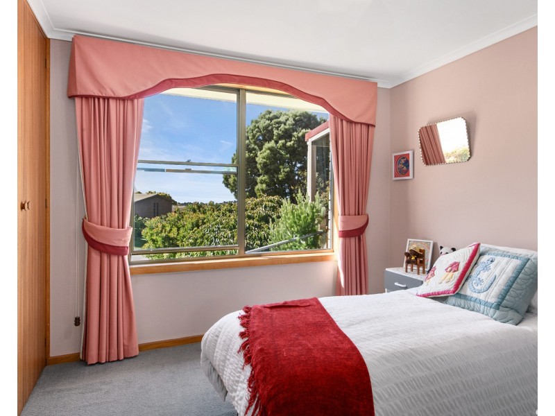 5 Sassafras Crescent, Romaine TAS 7320