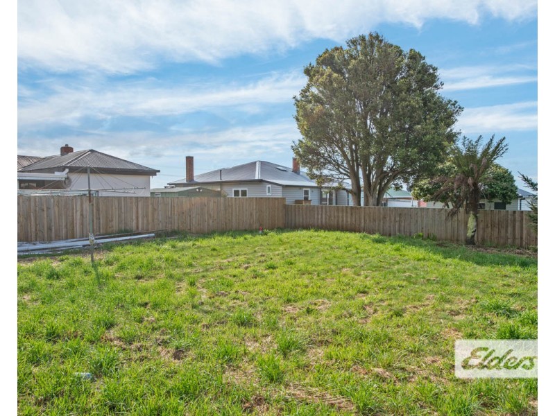 14a Elizabeth Street, Somerset TAS 7322