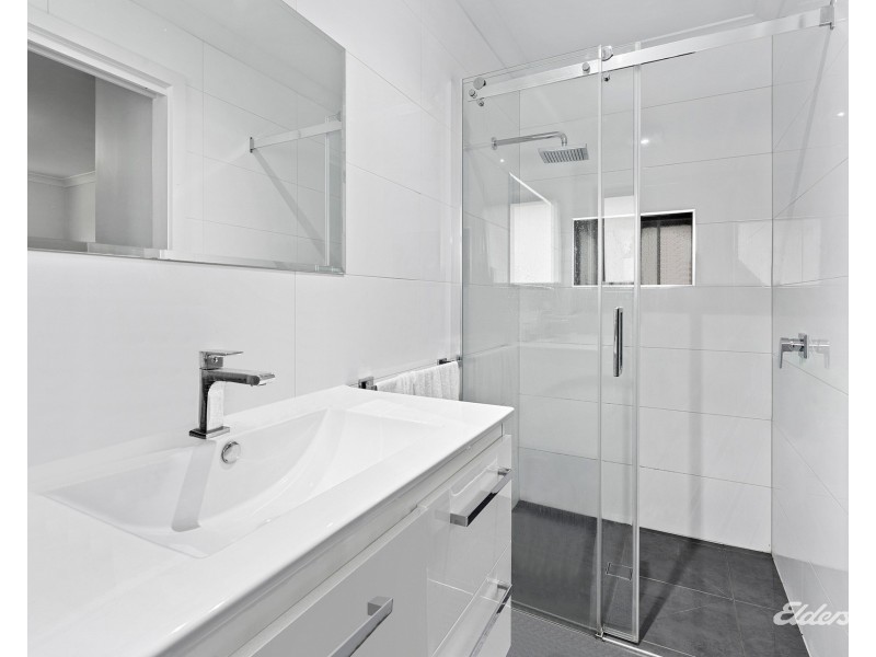 2/23 Platinum Drive, Park Grove TAS 7320