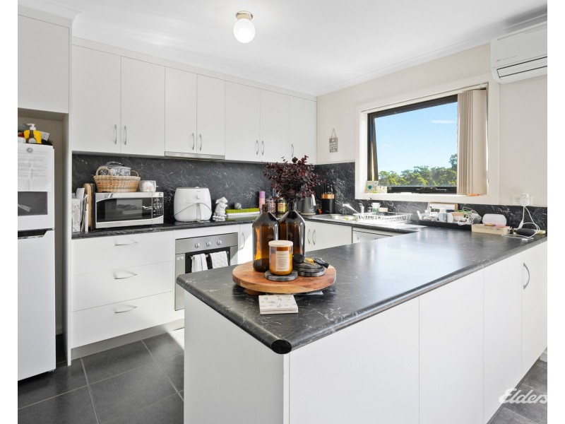 3/24 Heather Crescent, Park Grove TAS 7320