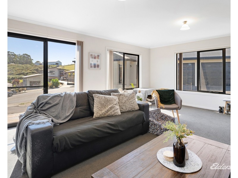 3/24 Heather Crescent, Park Grove TAS 7320
