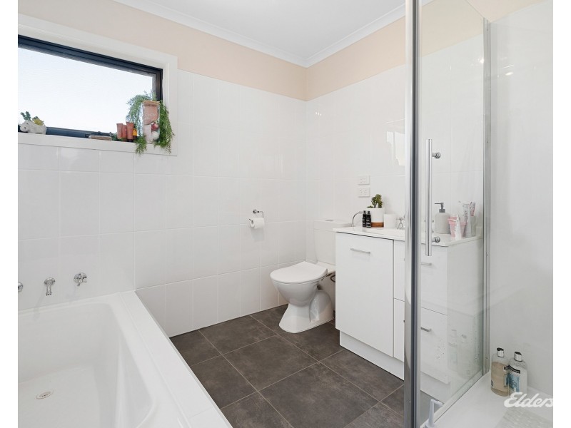 3/24 Heather Crescent, Park Grove TAS 7320