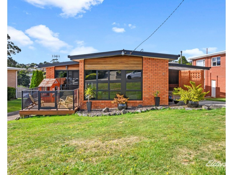 31 Paraka Street, Parklands TAS 7320