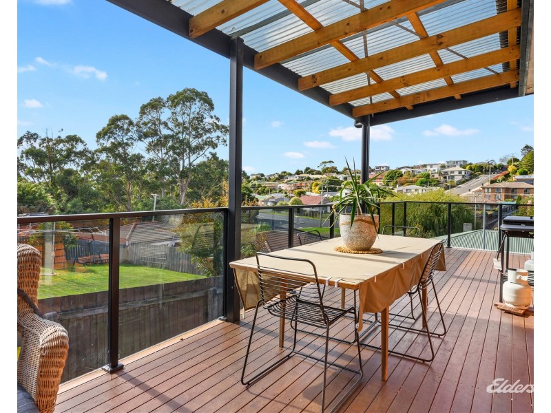 31 Paraka Street, Parklands TAS 7320