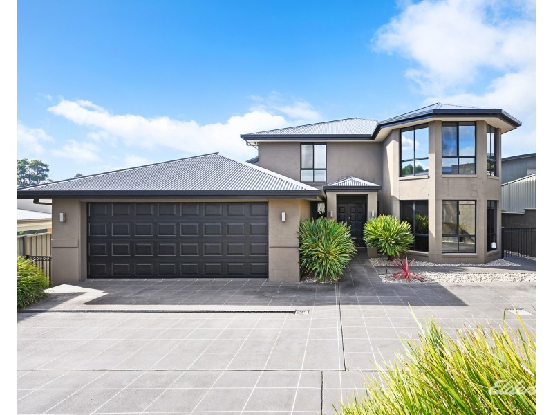 8 Dowling Drive, Romaine TAS 7320