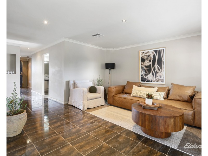 8 Dowling Drive, Romaine TAS 7320