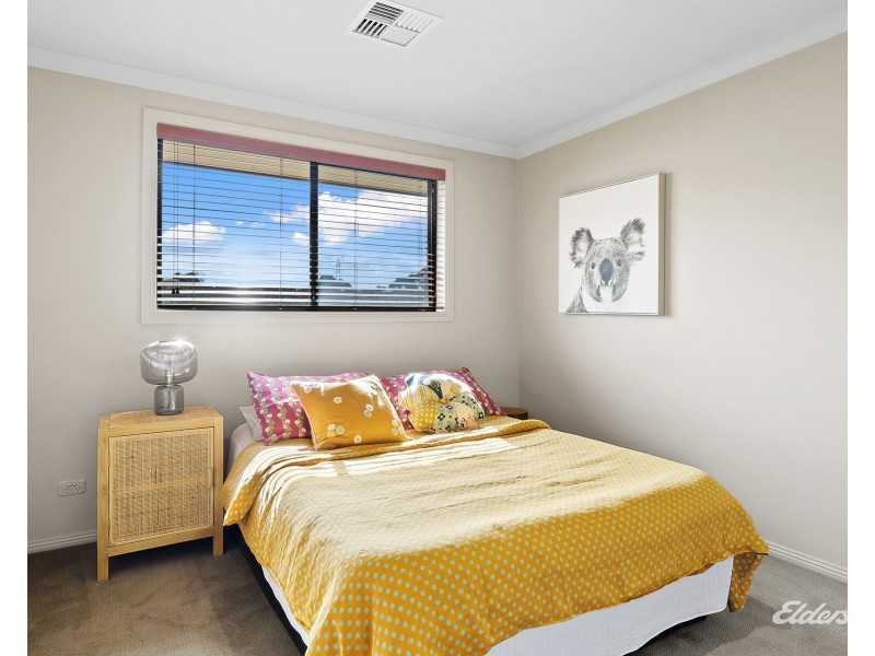 8 Dowling Drive, Romaine TAS 7320