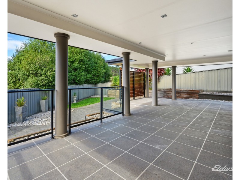 8 Dowling Drive, Romaine TAS 7320