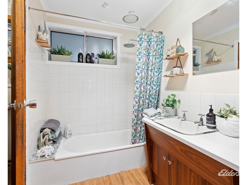 18 Que Street, Waratah TAS 7321